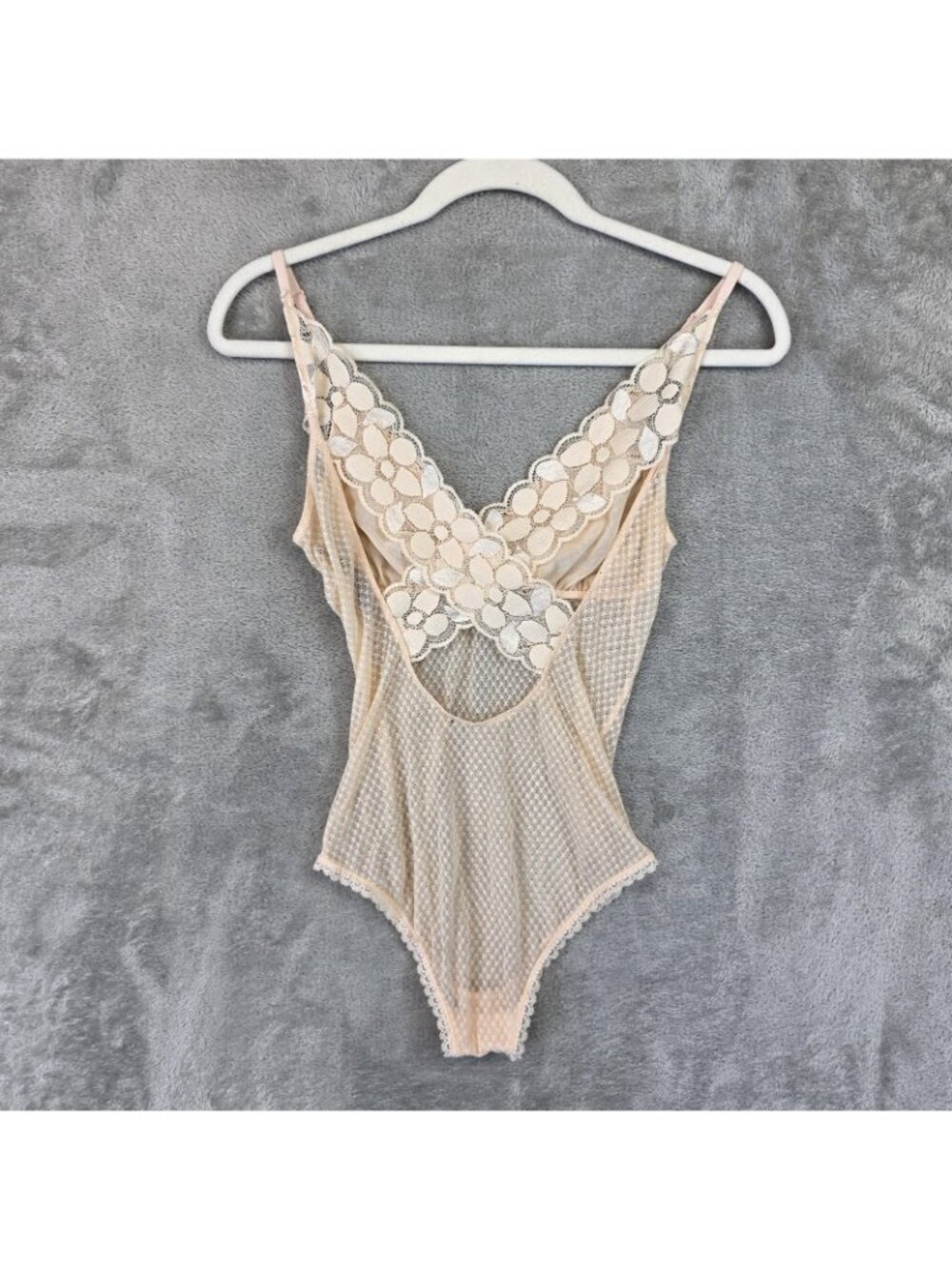 Aerie Bodysuit Womens M Beige Floral Lace Sheer Mesh Adjustable Strap Lined - Picture 2 of 8
